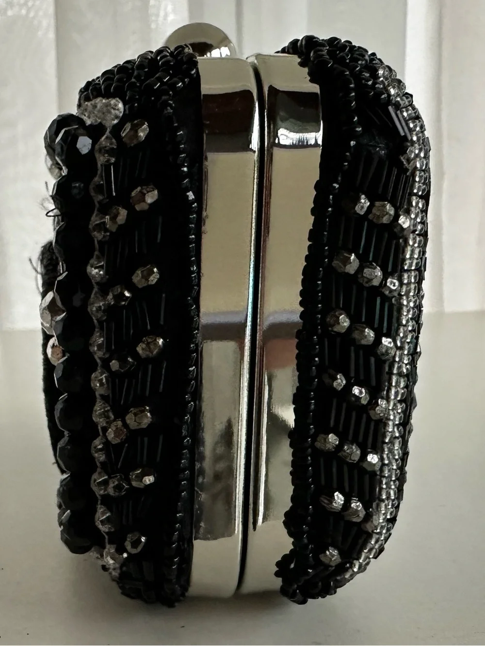 📸 Black Beaded Camera Clutch with Crystal Accents from India to you! NWT